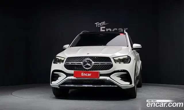 Mercedes-Benz GLE-Class 2025 3.0 автомат (гидро), миниатюра 3