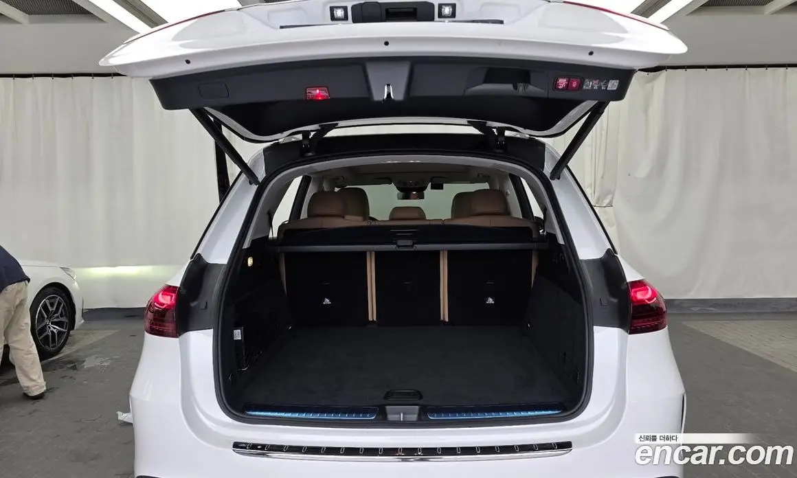 Mercedes-Benz GLE-Class 2025 3.0 автомат (гидро), фото 26