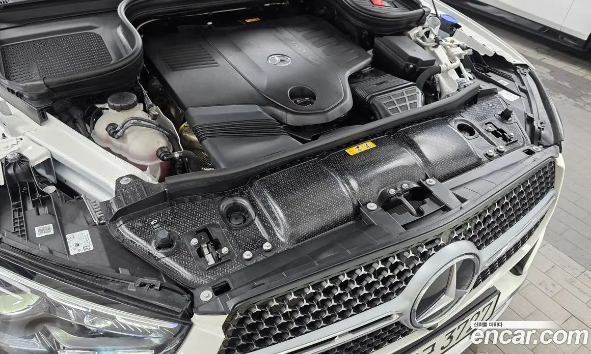 Mercedes-Benz GLE-Class 2025 3.0 автомат (гидро), фото 6