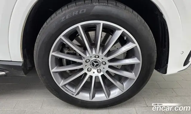 Mercedes-Benz GLE-Class 2025 3.0 автомат (гидро), миниатюра 7