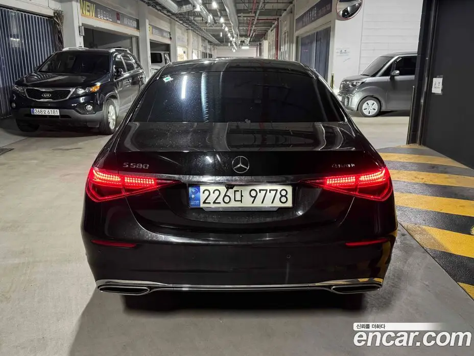 Mercedes-Benz S-Class 2021 4.0 автомат (гидро), фото 3