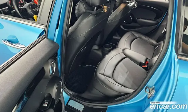 Mini Cooper 2016 2.0 автомат (гидро), миниатюра 12