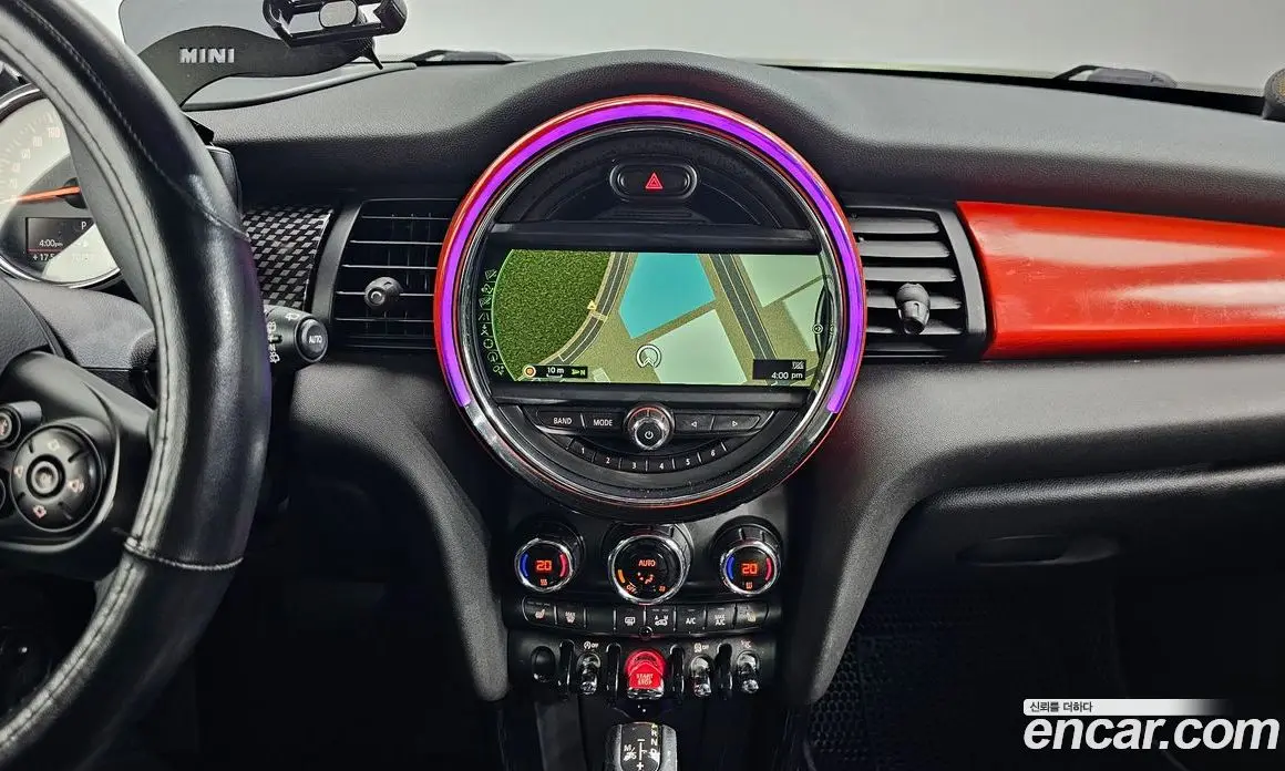Mini Cooper 2016 2.0 автомат (гидро), фото 17 Mini Cooper 2016 2.0 автомат (гидро), фото 17