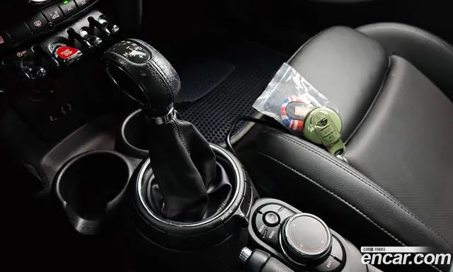 Mini Cooper 2016 2.0 автомат (гидро), миниатюра 9 Mini Cooper 2016 2.0 автомат (гидро), миниатюра 9