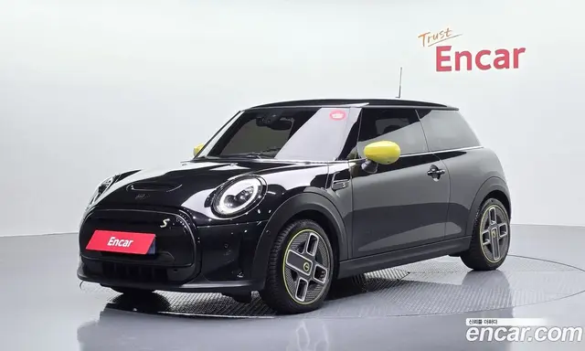 Mini Cooper 2023 автомат (гидро), миниатюра 1
