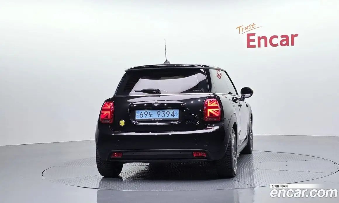 Mini Cooper 2023 автомат (гидро), фото 4