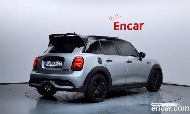 Mini Cooper 2024 2.0 автомат (гидро), миниатюра 2