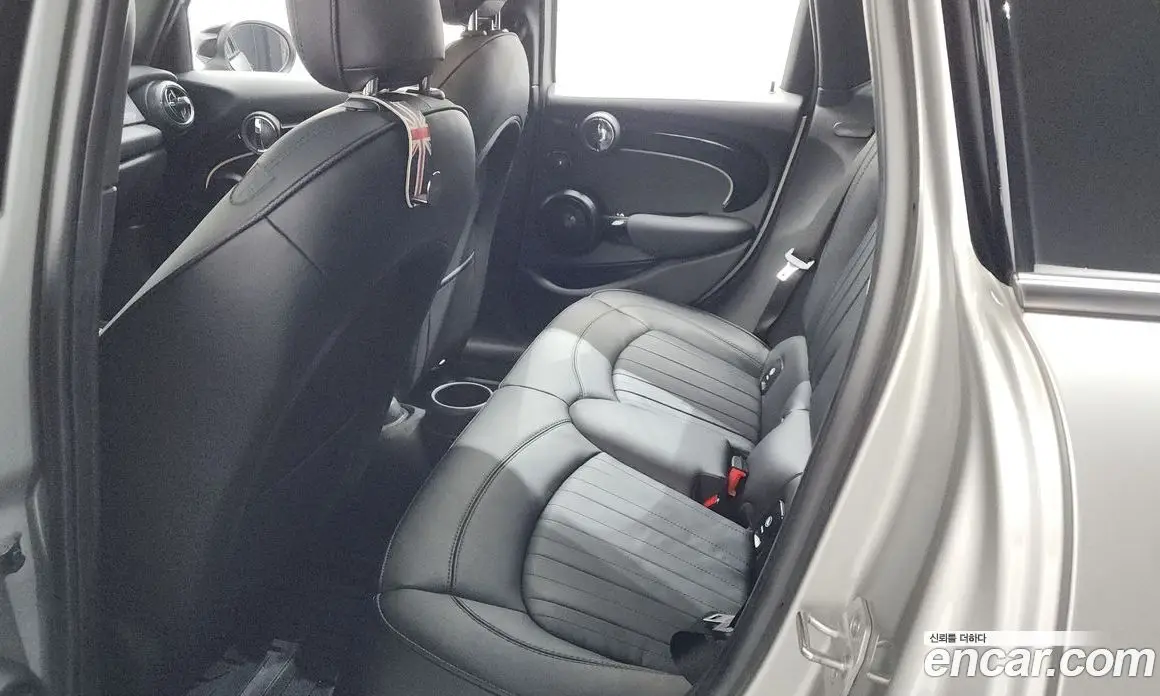 Mini Cooper 2024 2.0 автомат (гидро), фото 17