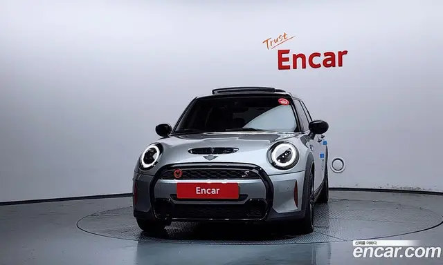 Mini Cooper 2024 2.0 автомат (гидро), миниатюра 3