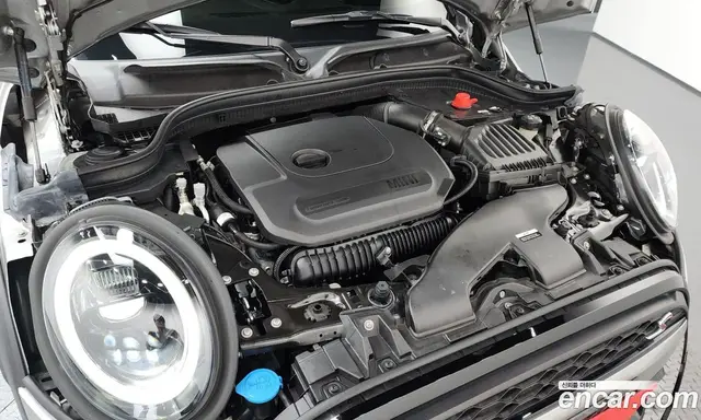 Mini Cooper 2024 2.0 автомат (гидро), миниатюра 6
