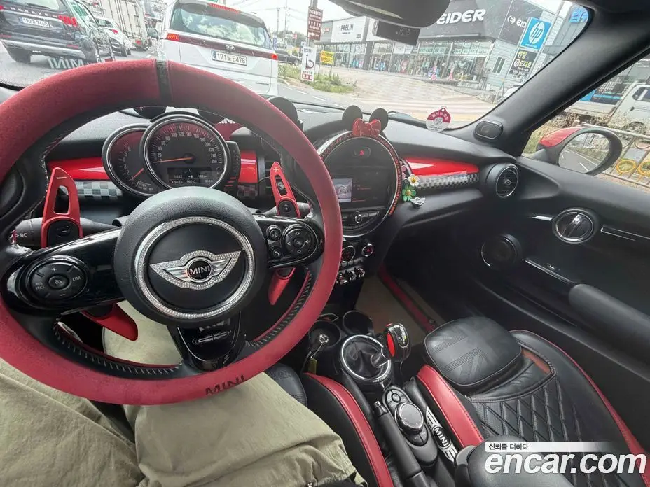Mini Cooper Convertible 2016 2.0 автомат (гидро), фото 17