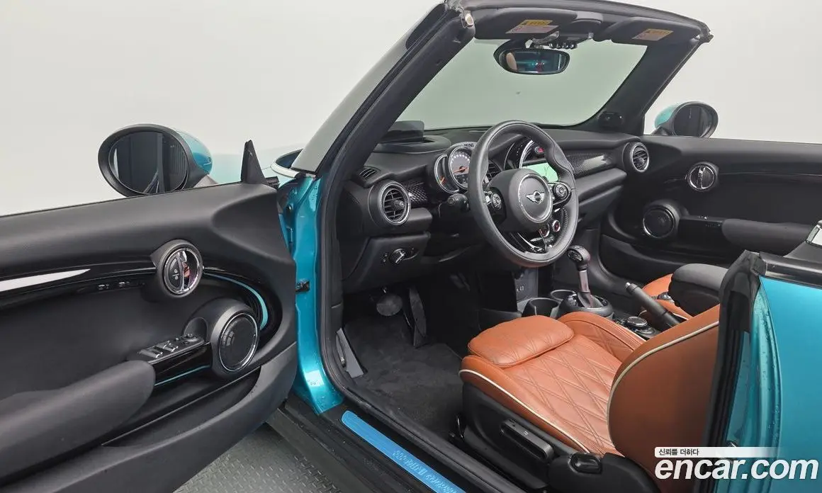 Mini Cooper Convertible 2018 2.0 автомат (гидро), фото 13