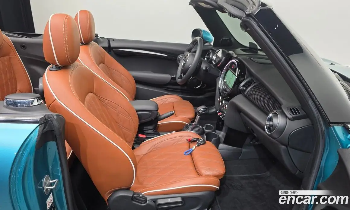 Mini Cooper Convertible 2018 2.0 автомат (гидро), фото 16