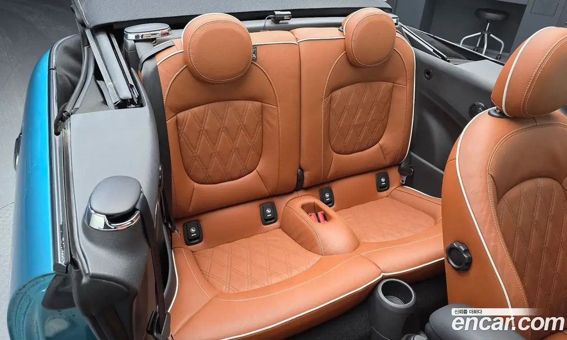 Mini Cooper Convertible 2018 2.0 автомат (гидро), фото 18