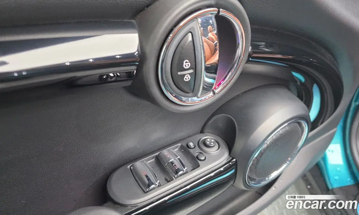 Mini Cooper Convertible 2018 2.0 автомат (гидро), фото 33