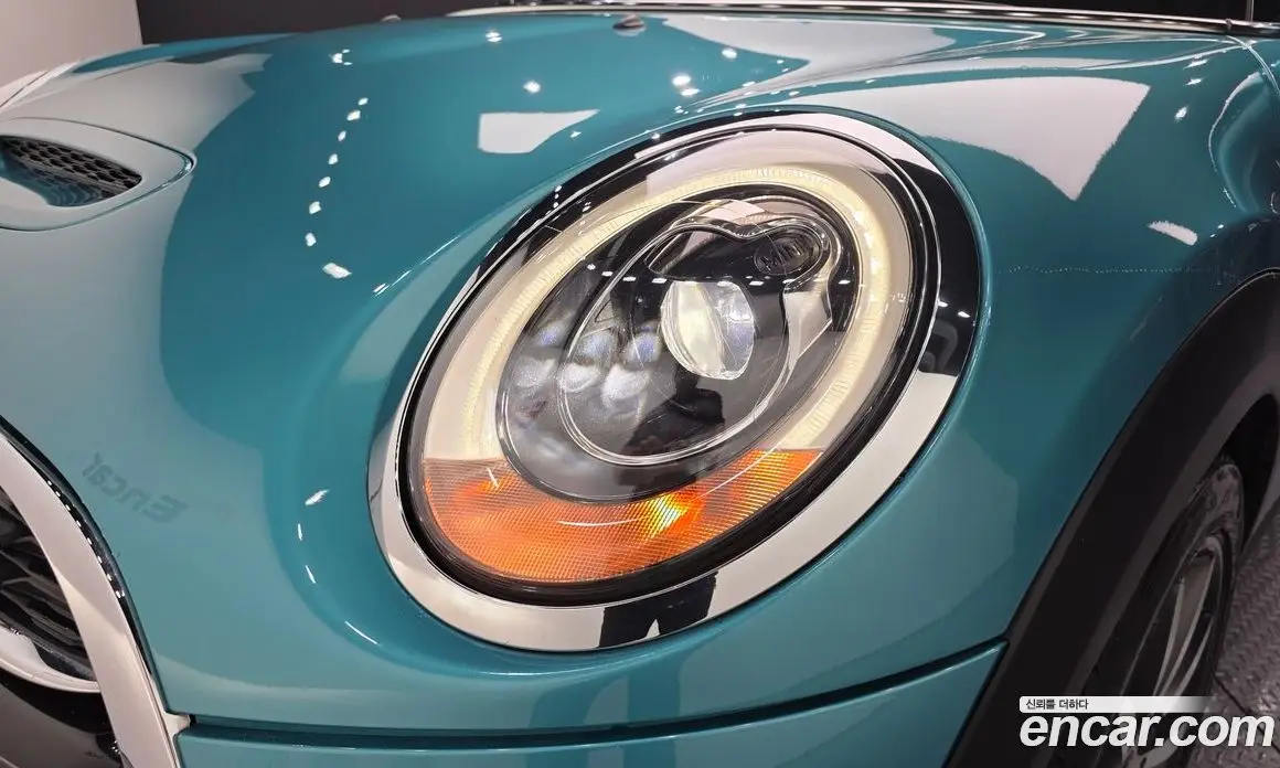 Mini Cooper Convertible 2018 2.0 автомат (гидро), фото 8