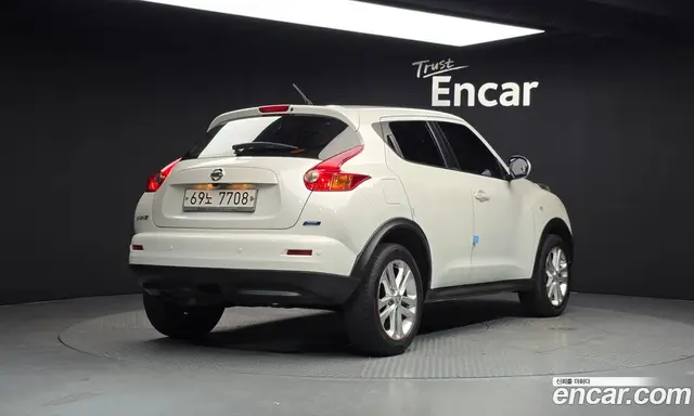 Nissan Juke 2014 1.6 автомат (гидро), миниатюра 2