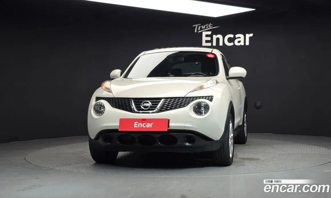 Nissan Juke 2014 1.6 автомат (гидро), фото 3