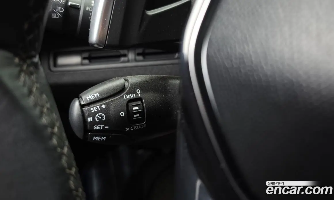 Peugeot 3008 2018 1.6 автомат (гидро), фото 18