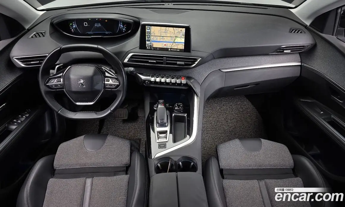 Peugeot 3008 2018 1.6 автомат (гидро), фото 7