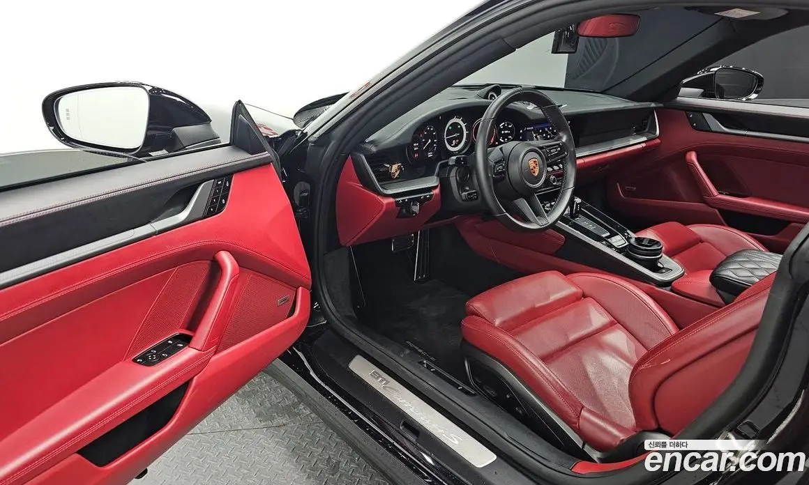 Porsche 911 2022 3.0 автомат (гидро), фото 17
