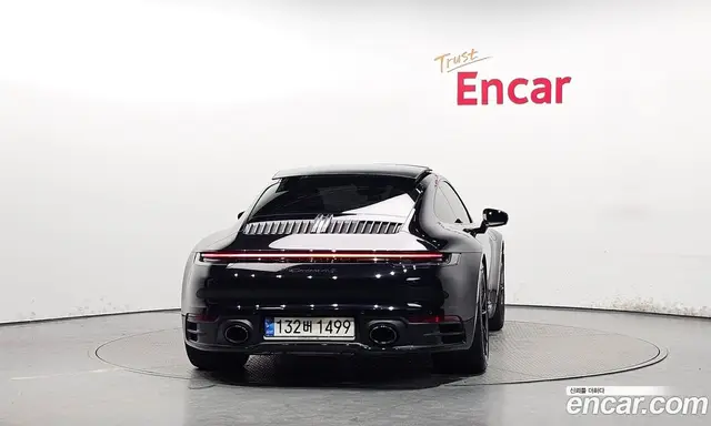 Porsche 911 2022 3.0 автомат (гидро), миниатюра 4