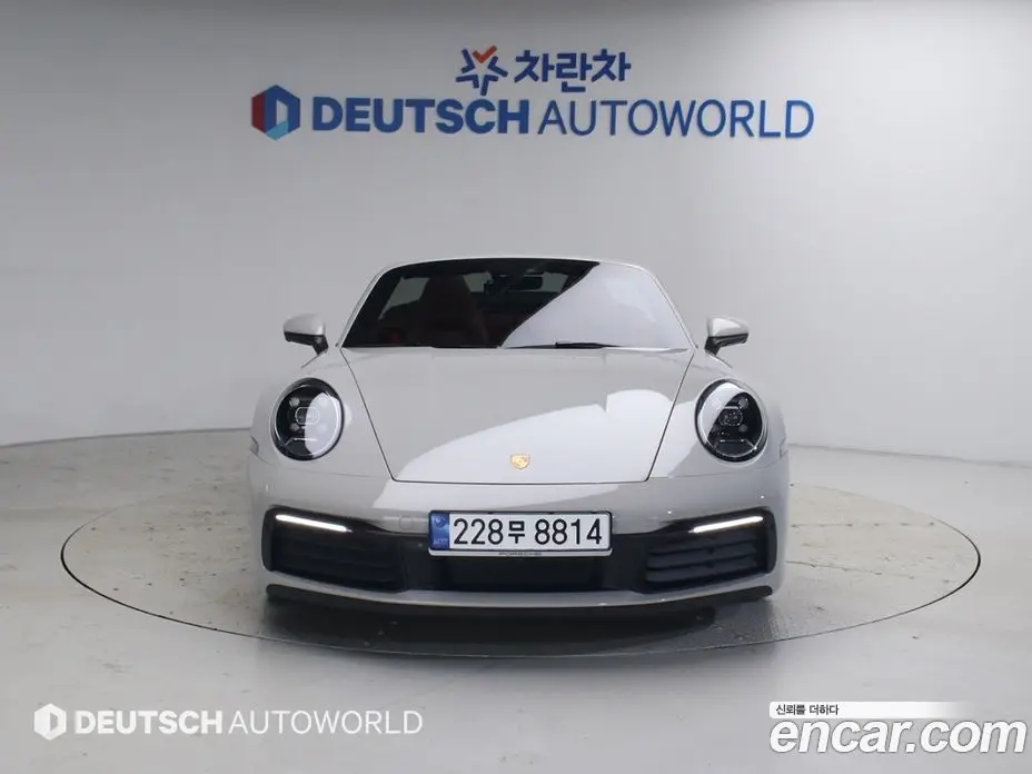 Porsche 911 2023 3.0 автомат (гидро), фото 3