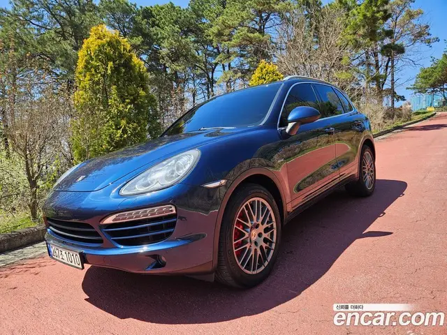 Porsche Cayenne 2013 3.0 автомат (гидро), миниатюра 3
