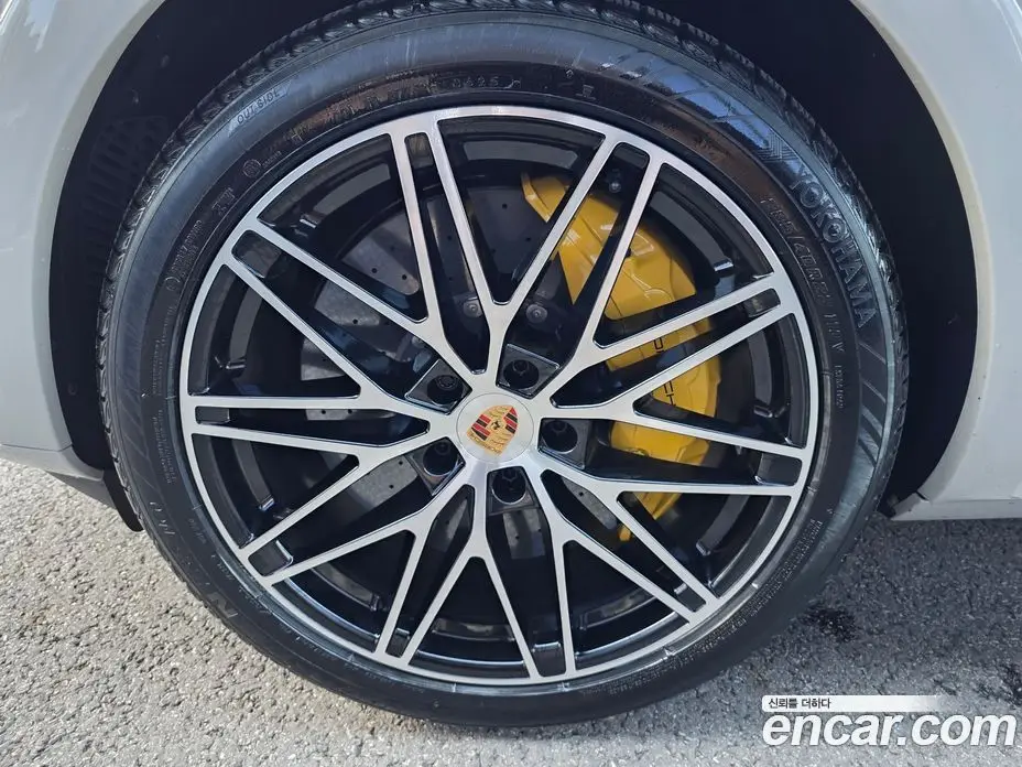 Porsche Cayenne 2025 4.0 автомат (гидро), фото 18
