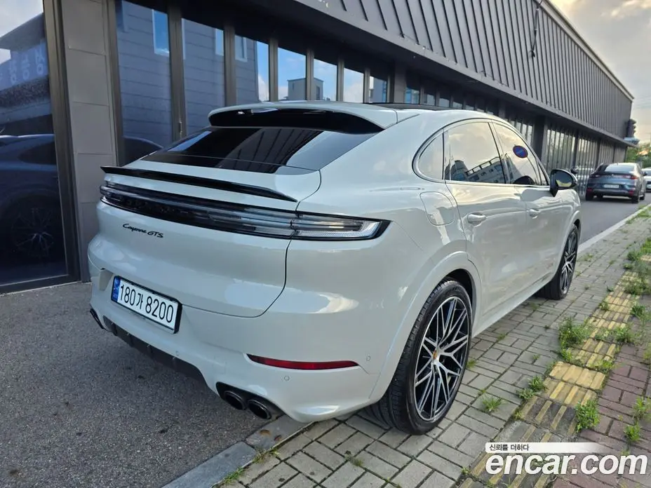 Porsche Cayenne 2025 4.0 автомат (гидро), фото 4