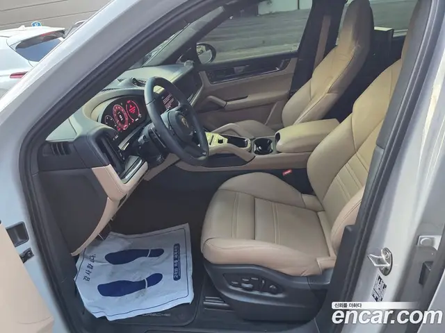 Porsche Cayenne 2025 4.0 автомат (гидро), миниатюра 6