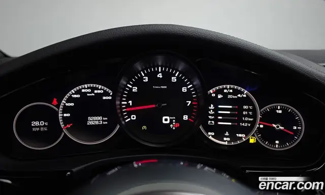 Porsche Panamera 2018 3.0 автомат (гидро), миниатюра 11