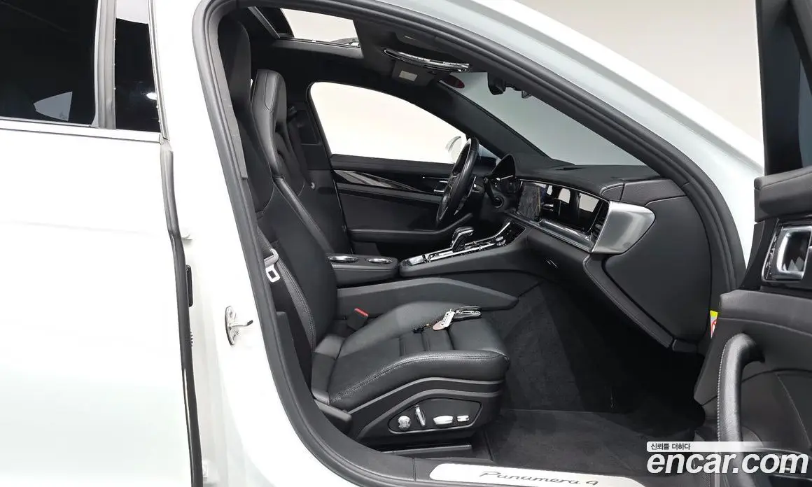Porsche Panamera 2018 3.0 автомат (гидро), фото 16
