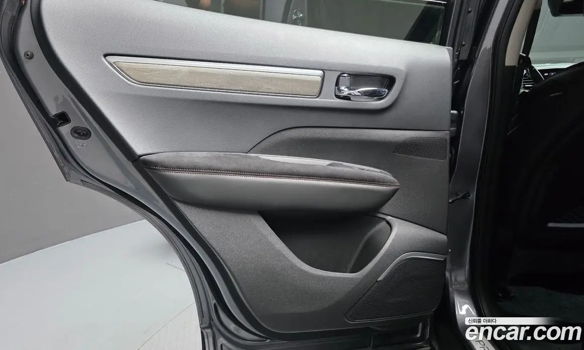 Renault (Samsung) QM6 2023 2.0 автомат (гидро), фото 15