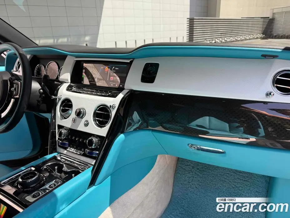 Rolls-Royce Cullinan 2023 6.7 автомат (гидро), фото 11