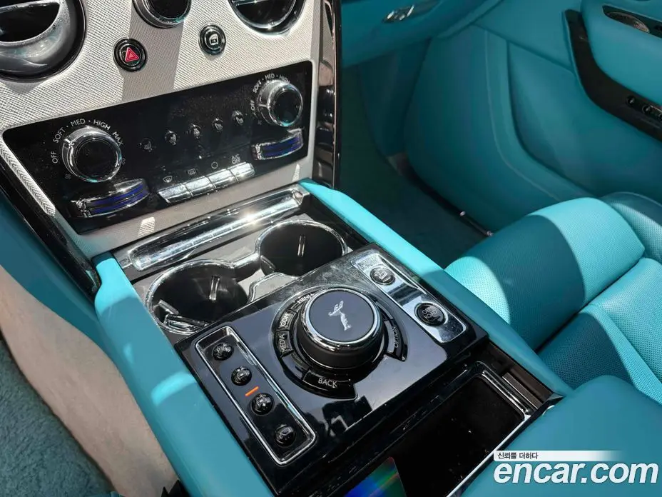 Rolls-Royce Cullinan 2023 6.7 автомат (гидро), фото 17