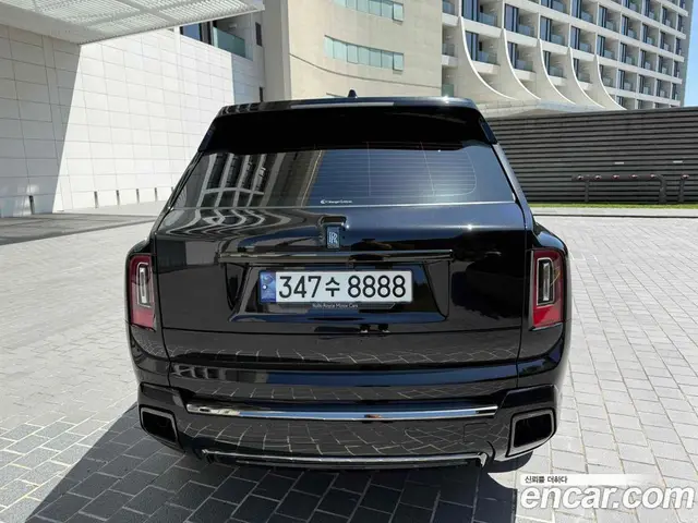 Rolls-Royce Cullinan 2023 6.7 автомат (гидро), миниатюра 5