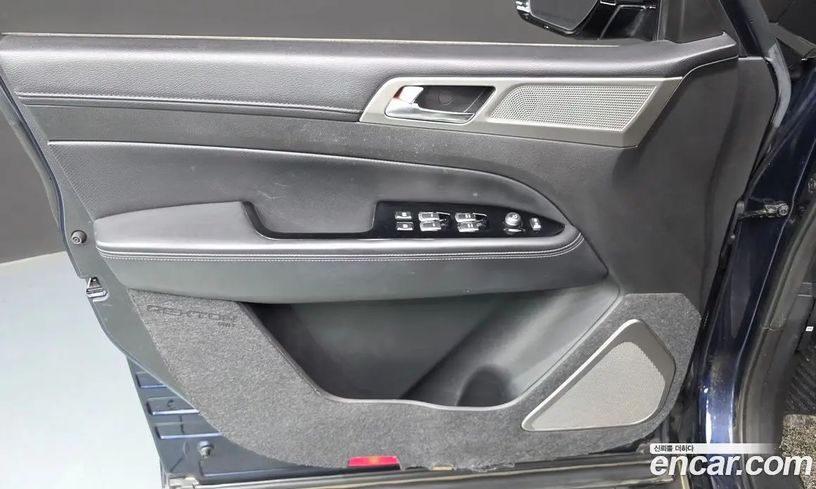 SsangYong Rexton 2018 2.2 автомат (гидро), фото 14