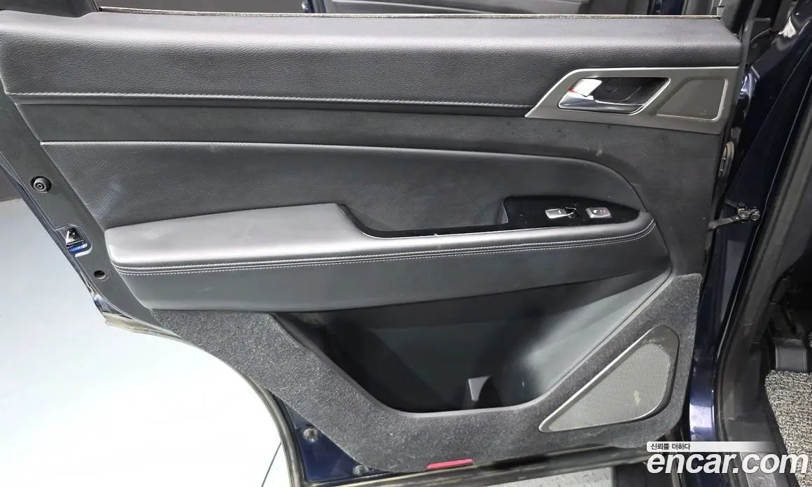 SsangYong Rexton 2018 2.2 автомат (гидро), фото 15