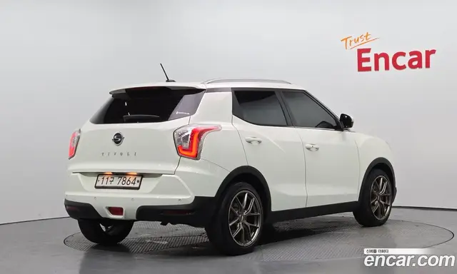 SsangYong TIBOLI 2015 1.6 автомат (гидро), миниатюра 2