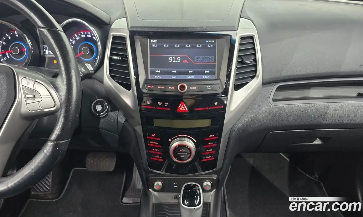 SsangYong TIBOLI 2015 1.6 автомат (гидро), фото 14