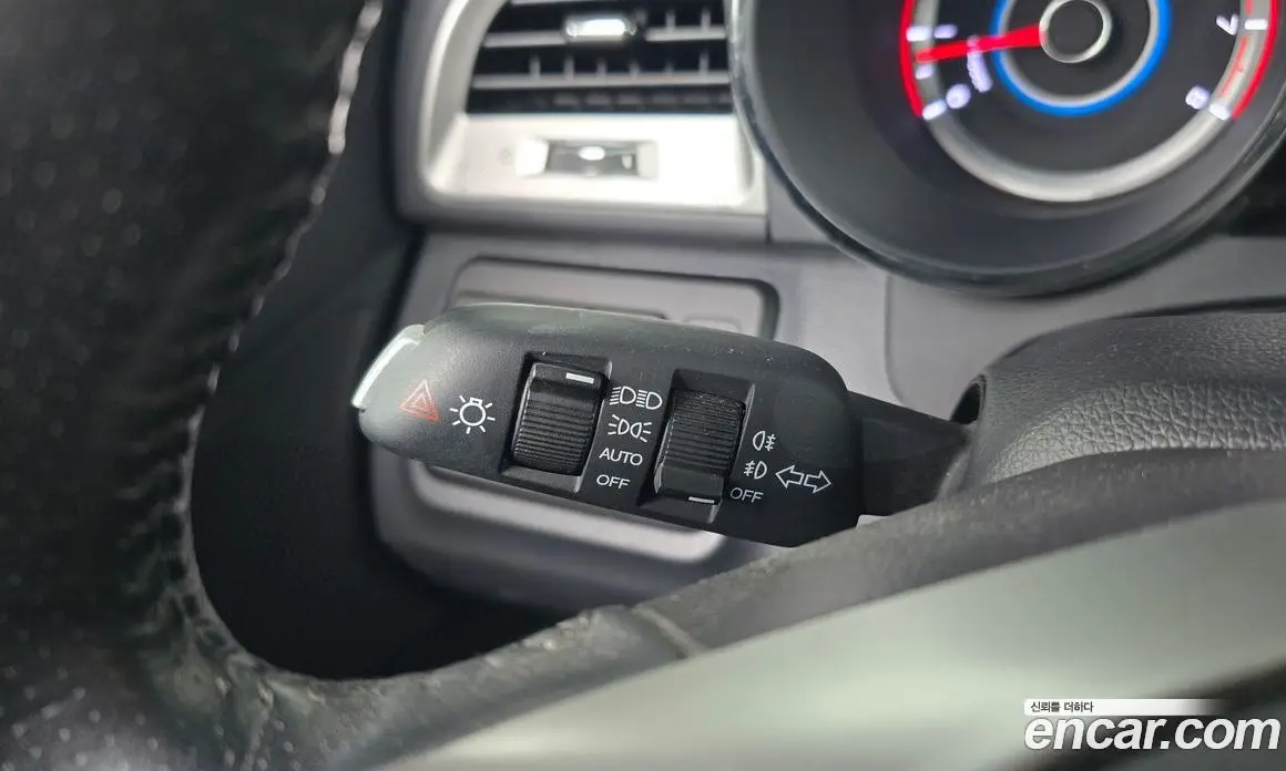 SsangYong TIBOLI 2015 1.6 автомат (гидро), фото 17