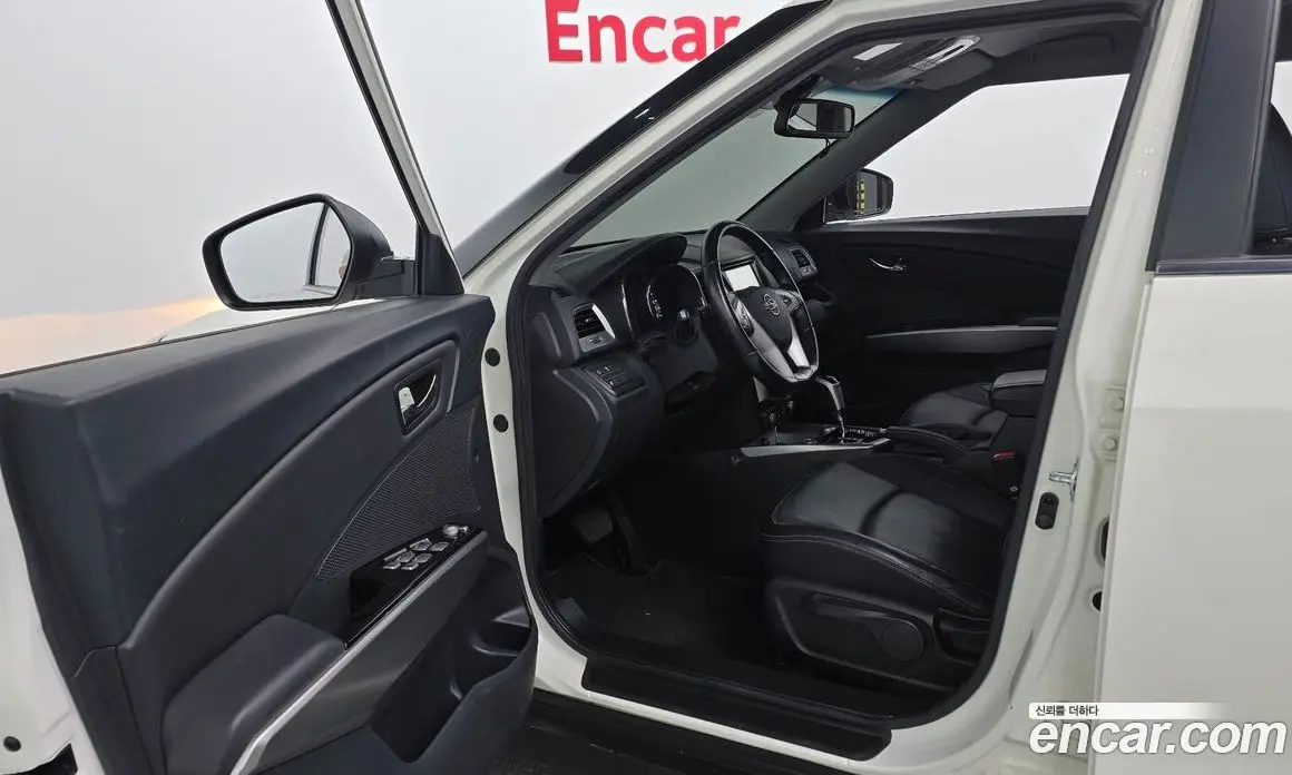 SsangYong TIBOLI 2015 1.6 автомат (гидро), фото 10