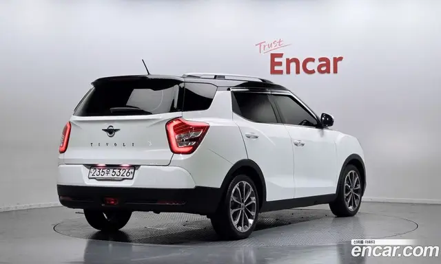 SsangYong TIBOLI 2016 1.6 автомат (гидро), миниатюра 2