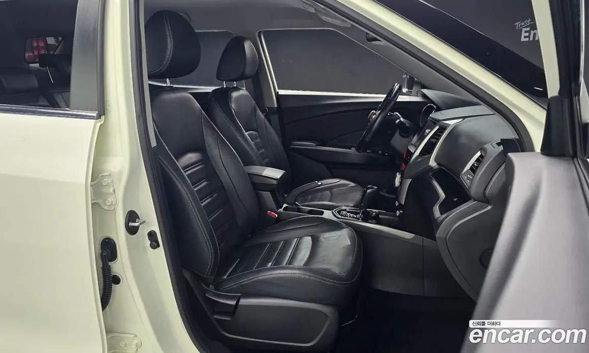 SsangYong TIBOLI 2016 1.6 автомат (гидро), фото 10