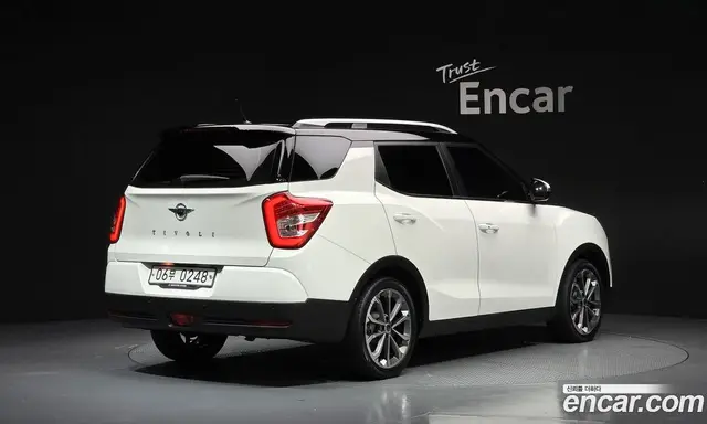 SsangYong TIBOLI 2016 1.6 автомат (гидро), миниатюра 2