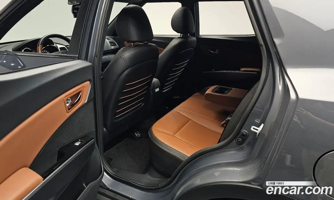 SsangYong TIBOLI 2017 1.6 автомат (гидро), фото 15
