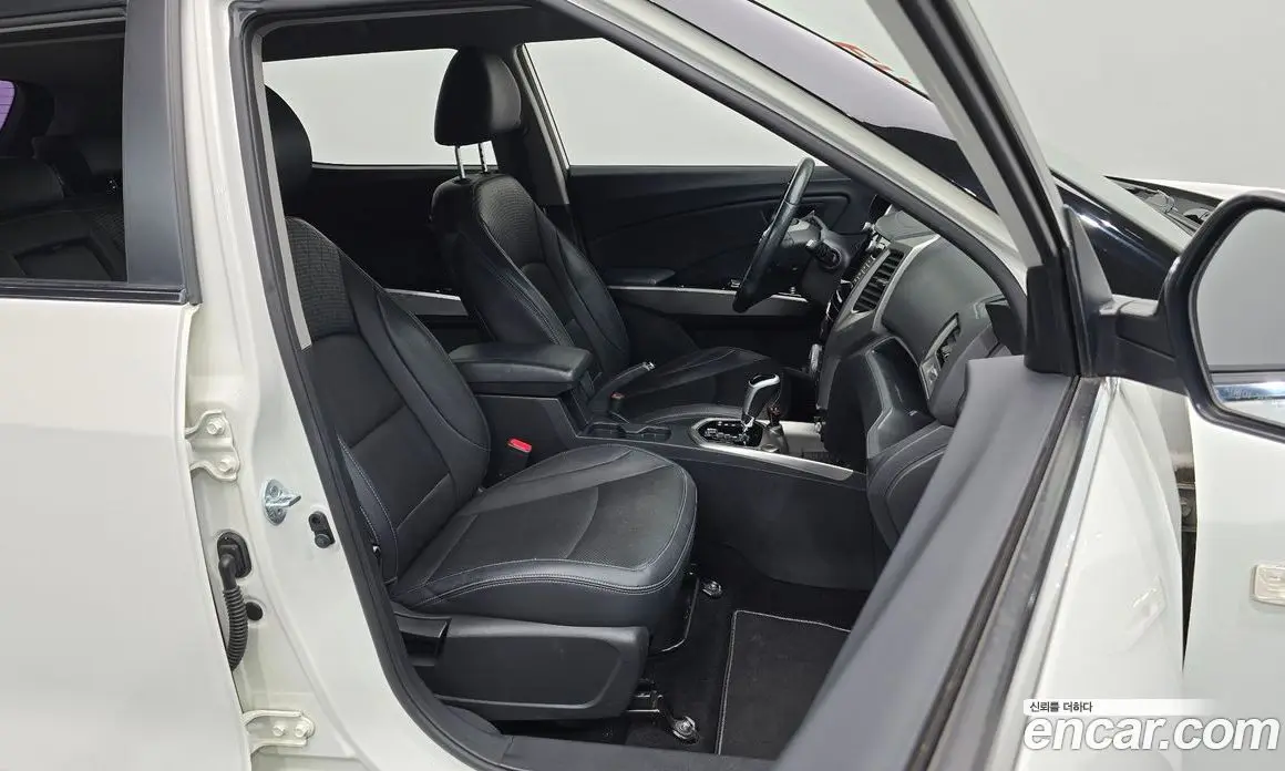 SsangYong TIBOLI 2018 1.6 автомат (гидро), фото 16