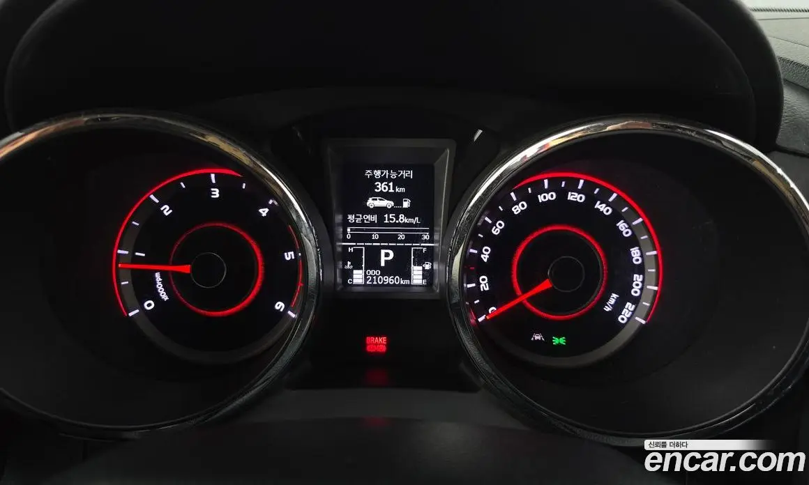SsangYong TIBOLI 2018 1.6 автомат (гидро), фото 8
