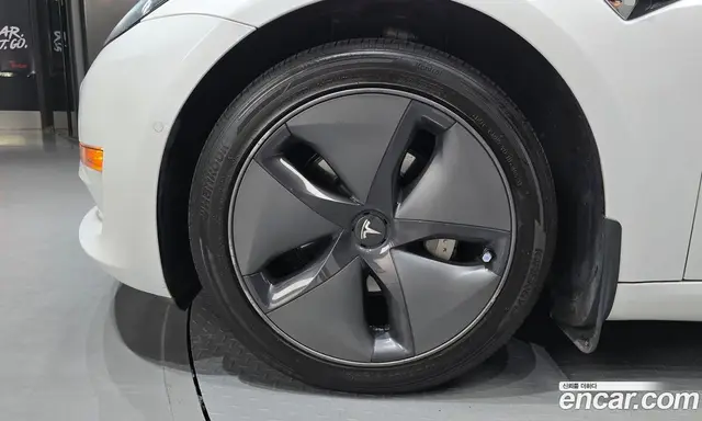 Tesla Model 3 2019 0.2 автомат (гидро), миниатюра 5